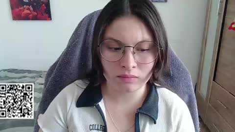 Snapshot of yessica_gomez01 chatting on 04-19-26, 09:17 yessica_gomez01 online show from 04-19-26, 09:17