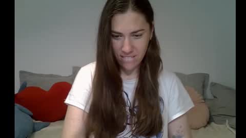 Kira online show from 09-13-25, 12:49