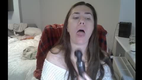 Kira online show from 11-28-25, 02:20