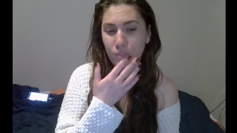 Snapshot of yesyoucanjustdoit chatting on 01-18-26, 02:43 Kira online show from 01-18-26, 02:43