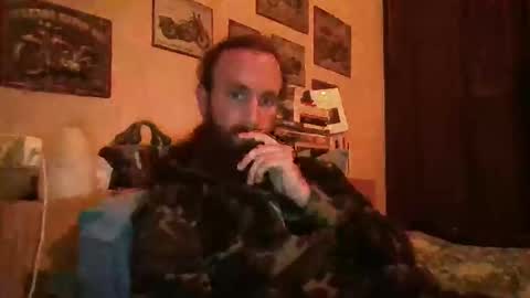 yeti_92 online show from 02-14-25, 07:23