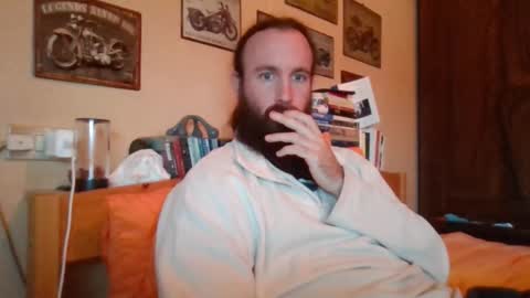 yeti_92 online show from 10-25-25, 09:06