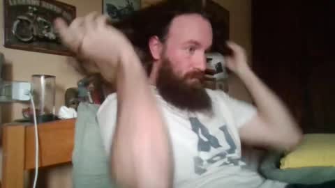 yeti_92 online show from 02-10-26, 08:29