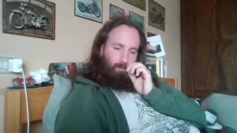 yeti_92 online show from 04-01-26, 01:41