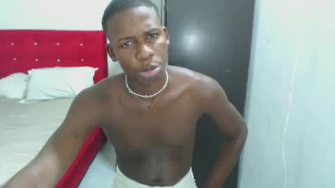 Snapshot of yeycom_hot07 chatting on 02-15-25, 08:43 yeycom_hot07 online show from 02-15-25, 08:43