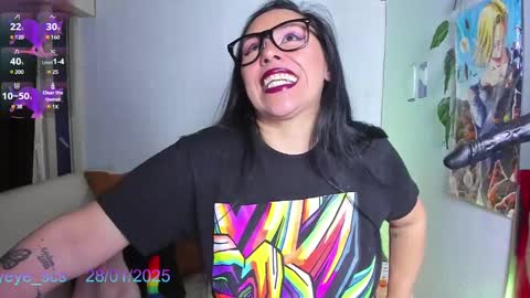 Snapshot of yeye_scs chatting on 01-28-25, 12:43 Luna online show from 01-28-25, 12:43