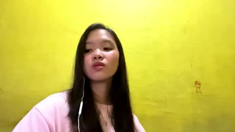 Isabella online show from 06-16-26, 12:19