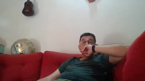 Snapshot of yimito chatting on 09-19-25, 12:39 yimito online show from 09-19-25, 12:39