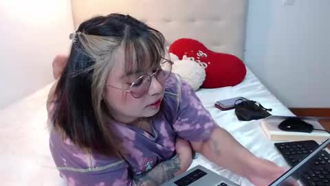 Snapshot of yini_angel07 chatting on 11-07-25, 11:38 hii i am yini online show from 11-07-25, 11:38