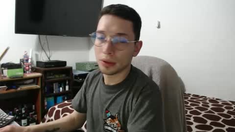 Snapshot of yinmao08 chatting on 02-19-26, 12:50 yinmao08 online show from 02-19-26, 12:50