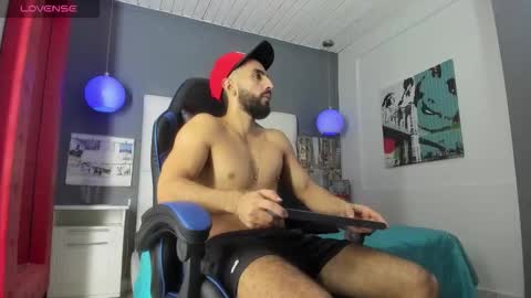 Yiyo online show from 02-19-26, 04:41