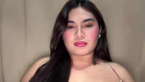 yllana love online show from 12-17-24, 05:04