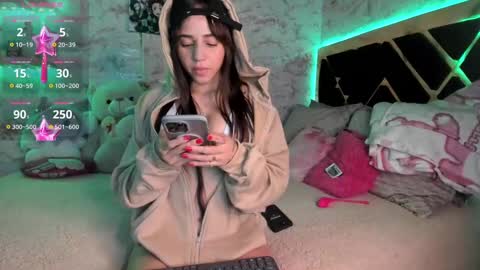 lucy online show from 03-09-25, 11:03