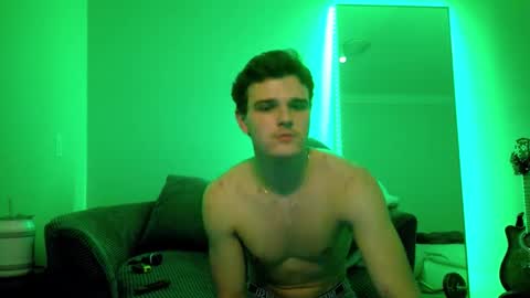 yngdesire1 online show from 12-03-25, 08:00