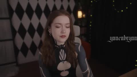 ynnenbrynn online show from 10-09-25, 04:54