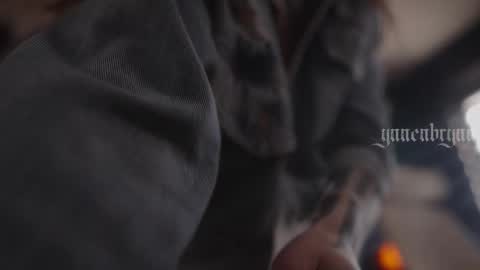 ynnenbrynn online show from 10-18-25, 06:48