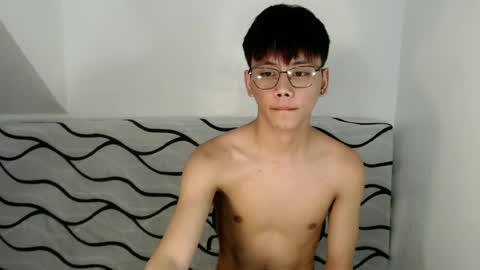Snapshot of ynotyu chatting on 06-22-26, 08:50 ynotyu online show from 06-22-26, 08:50