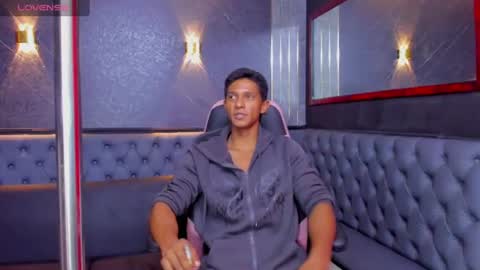 Snapshot of yoel_blessed chatting on 06-21-26, 07:16 Yoel online show from 06-21-26, 07:16