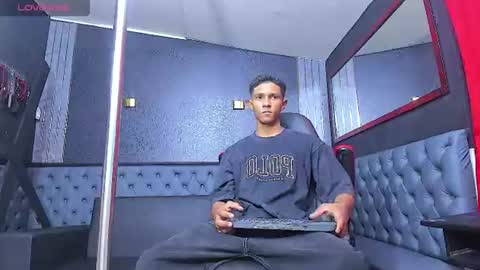 Snapshot of yoel_blessed chatting on 07-08-26, 11:48 Yoel online show from 07-08-26, 11:48