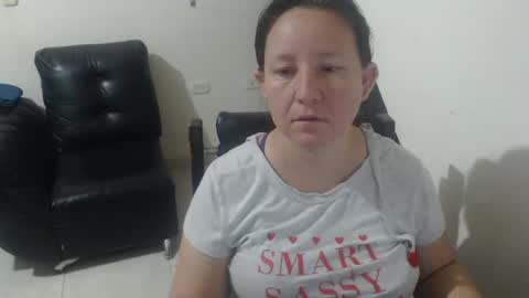 Snapshot of yohis_kiut25 chatting on 02-20-25, 03:56 yohis online show from 02-20-25, 03:56