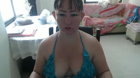 Snapshot of yohis_kiut25 chatting on 03-04-25, 03:15 yohis online show from 03-04-25, 03:15