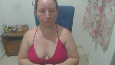 Snapshot of yohis_kiut25 chatting on 02-20-26, 06:26 yohis online show from 02-20-26, 06:26