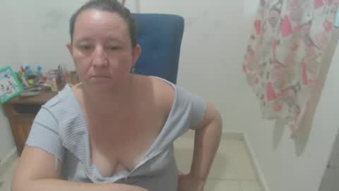 Snapshot of yohis_kiut25 chatting on 02-24-26, 04:54 yohis online show from 02-24-26, 04:54