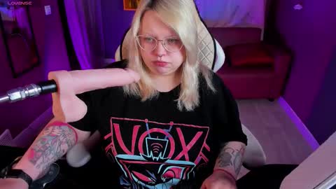 Yoki online show from 03-23-26, 06:39