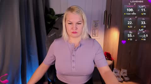 Snapshot of yolanda_kiss chatting on 01-21-25, 08:43 Yolanda online show from 01-21-25, 08:43