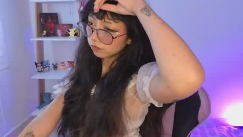 Snapshot of yommi_winx_ chatting on 08-02-26, 05:00 yommi winx online show from 08-02-26, 05:00