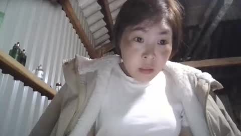 yongmi_ online show from 11-22-25, 01:54