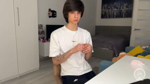 Yoo Dee Ohh online show from 06-25-26, 07:24