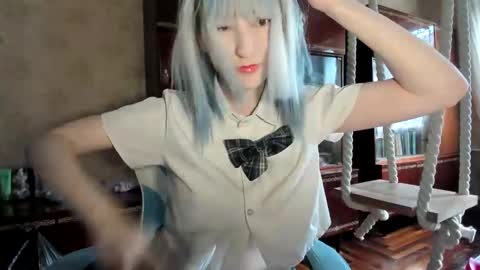 Yoonhee Kiss online show from 10-15-25, 11:21