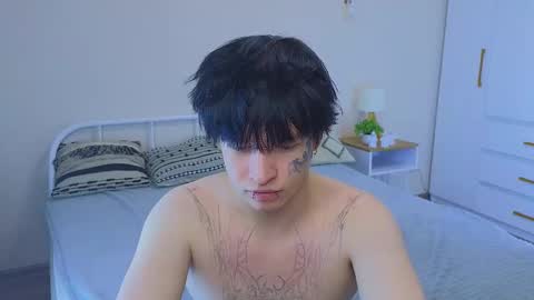 Snapshot of yosh1k chatting on 11-14-25, 04:44 YOSHI PVT IS OPEN online show from 11-14-25, 04:44