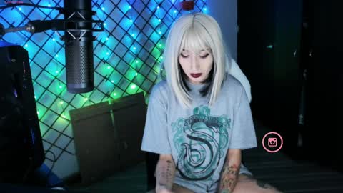 you can call me Andy or  yoshi  3 online show from 01-05-25, 11:22