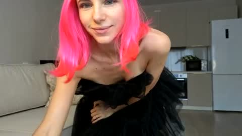 Snapshot of you_desire chatting on 06-30-26, 12:28 Liliya online show from 06-30-26, 12:28