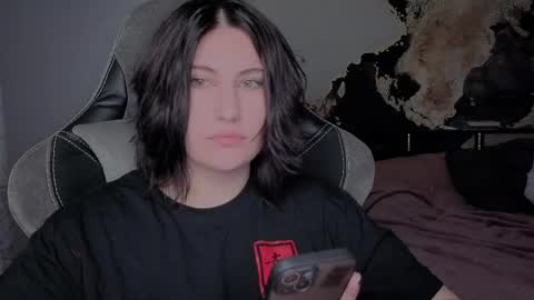 Snapshot of you_lika chatting on 06-07-26, 02:27 Lika online show from 06-07-26, 02:27