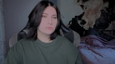 Snapshot of you_lika chatting on 06-08-26, 02:23 Lika online show from 06-08-26, 02:23
