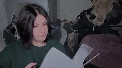 Snapshot of you_lika chatting on 06-10-26, 02:12 Lika online show from 06-10-26, 02:12