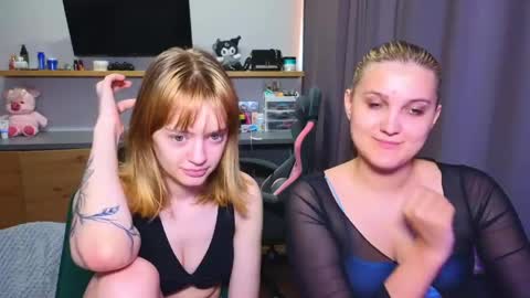 Anna and Luna online show from 06-07-26, 06:00
