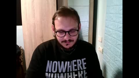 A... online show from 04-06-26, 07:04