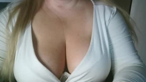 Maria Love online show from 04-14-26, 05:02