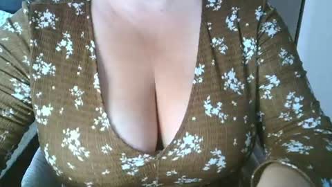 Maria Love online show from 07-21-26, 09:33