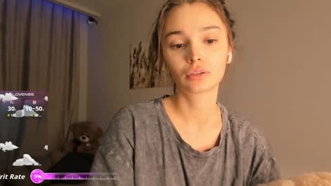 Camilla online show from 10-16-25, 07:37