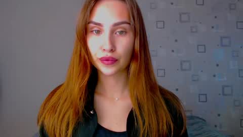 Amelia online show from 05-17-26, 04:47