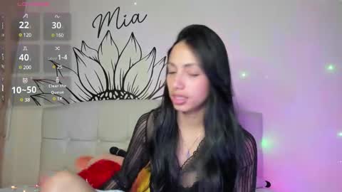 mia3 online show from 02-10-25, 01:24