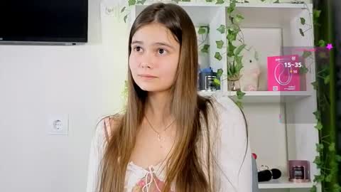 Julia Next stream  online show from 02-03-26, 06:46