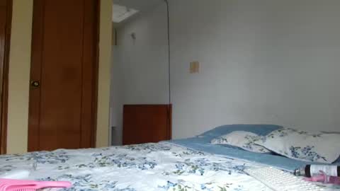 Snapshot of your_emma1 chatting on 09-16-25, 03:02 emma online show from 09-16-25, 03:02