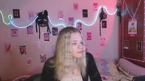 Your Horny Friends online show from 09-09-25, 08:47