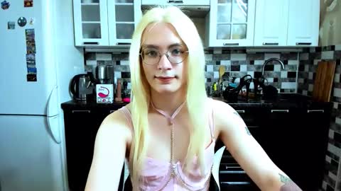 Snapshot of your_hotcutie chatting on 10-22-25, 09:20 Jane online show from 10-22-25, 09:20